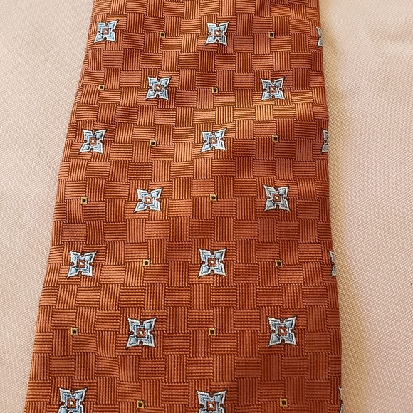 Brooks Brothers Men's Necktie Rusty Orange Basketweave Geometric Pattern - Picture 1 of 7